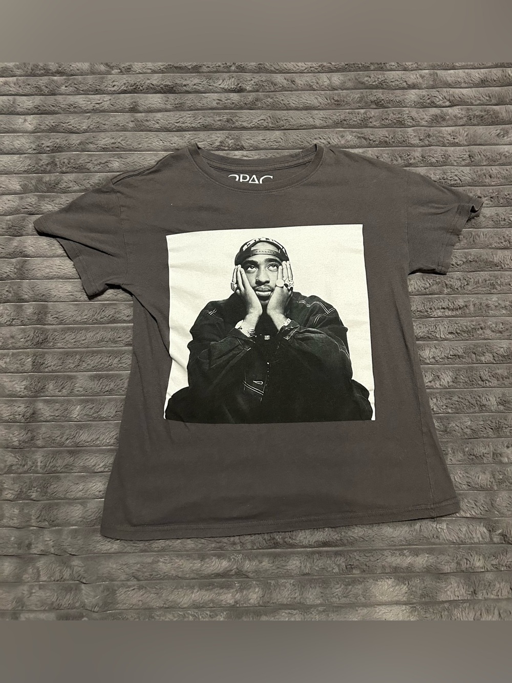 2Pac Tupac Shakur Portrait Graphic T-Shirt